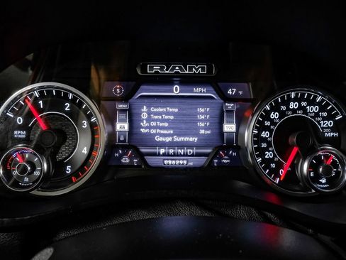 Used 2022 RAM 3500 Laramie image 19