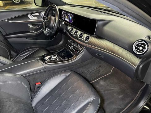 Used 2020 Mercedes-Benz E 450 4MATIC Sedan image 11