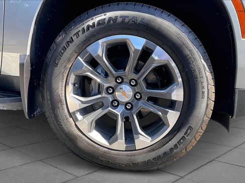 Used 2025 Chevrolet Tahoe LT w/ Comfort Package image 10