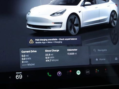 Used 2022 Tesla Model 3 Long Range AWD/4WD image 13