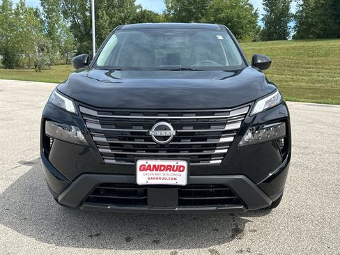 New 2026 Nissan Rogue SV AWD/4WD image 3