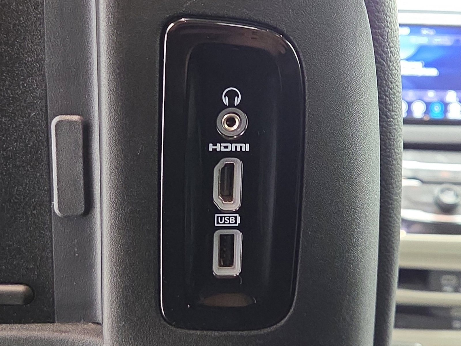 Certified 2020 Chrysler Pacifica Touring-L Plus FWD image 34