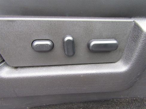 Used 2011 Ford F150 FX4 w/ FX Luxury Pkg image 30