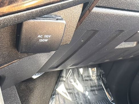 Used 2016 Ford F450 Platinum w/ Platinum Package image 30