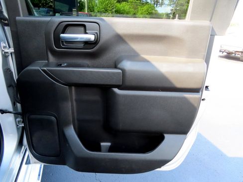 Used 2021 Chevrolet Silverado 3500 LT image 41