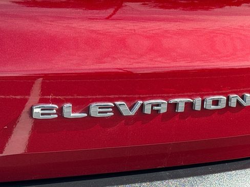 Used 2026 GMC Acadia Elevation w/ Elevation Premium Package image 40