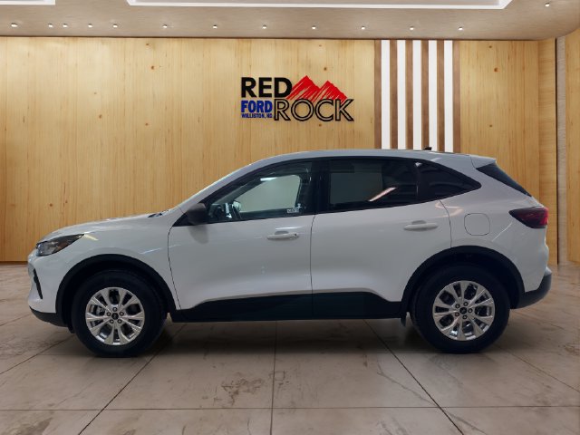 Used 2025 Ford Escape Active AWD/4WD image 3
