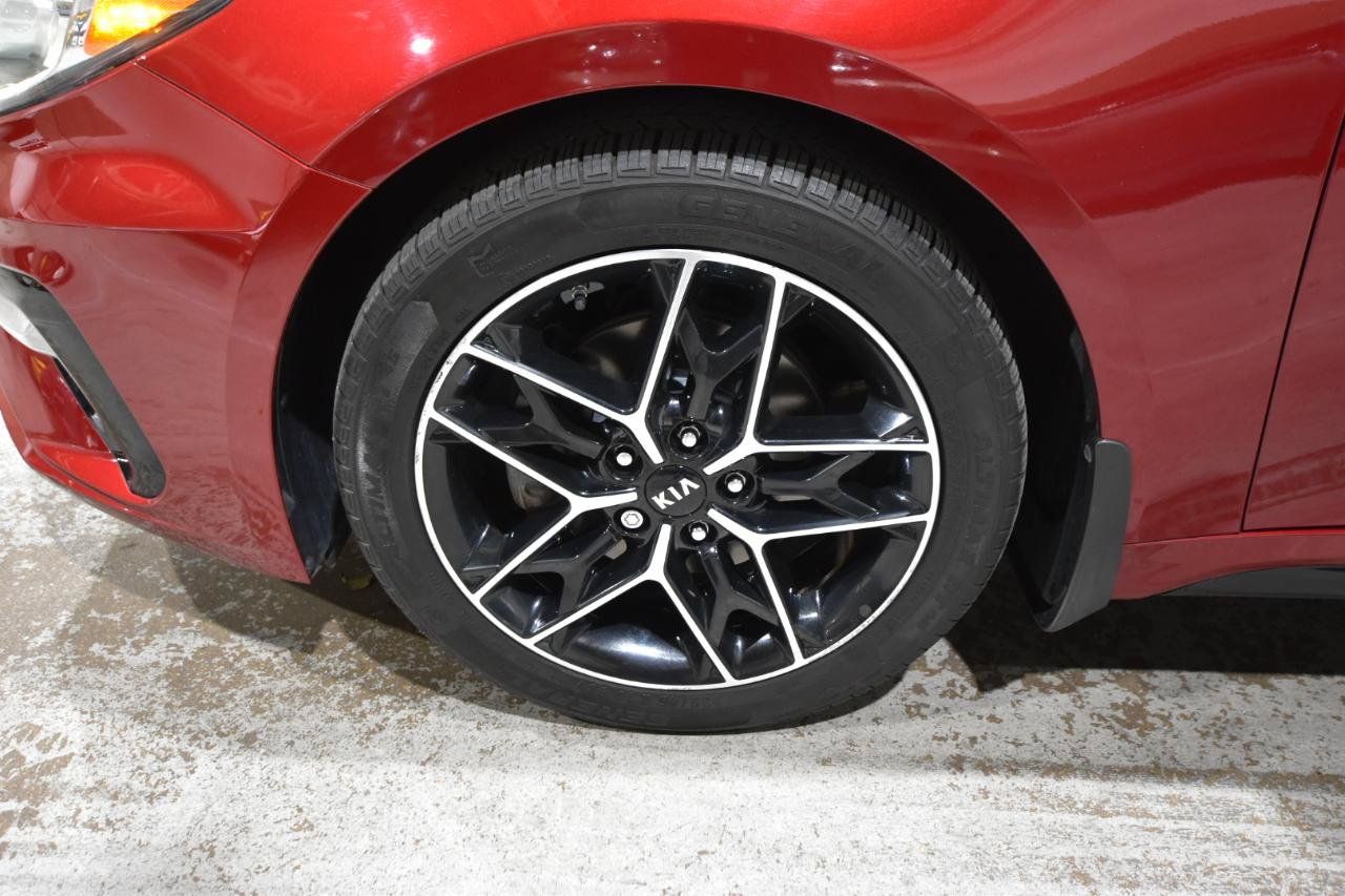 Used 2020 Kia Optima SE FWD image 43