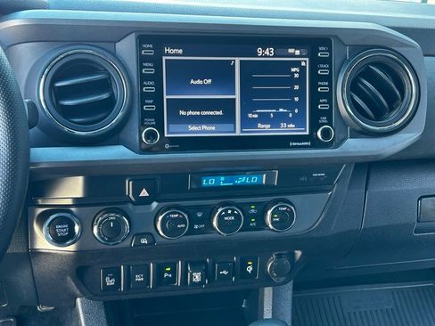 Used 2022 Toyota Tacoma TRD Off-Road w/ Technology Package image 26