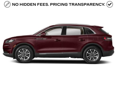 Used 2022 Lincoln Nautilus Reserve FWD image 2
