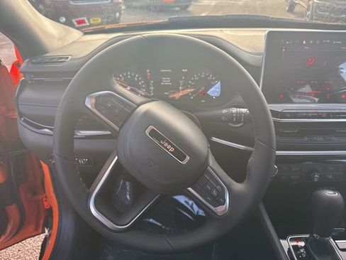 New 2026 Jeep Compass Latitude image 21