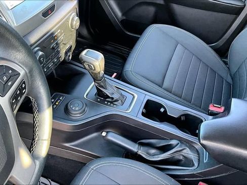 Used 2019 Ford Ranger XLT w/ Equipment Group 302A Luxury AWD/4WD image 18