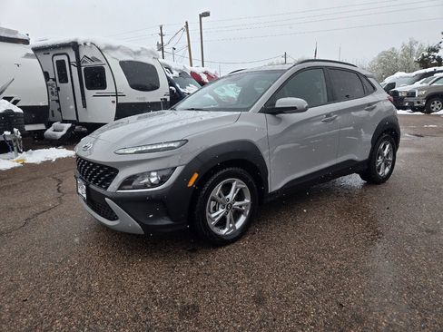 Used 2023 Hyundai Kona SEL w/ Convenience Package AWD/4WD image 4