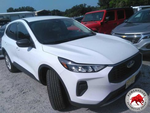 Used 2024 Ford Escape Active AWD/4WD image 1