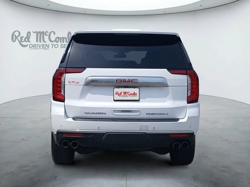 Used 2022 GMC Yukon Denali AWD/4WD image 4