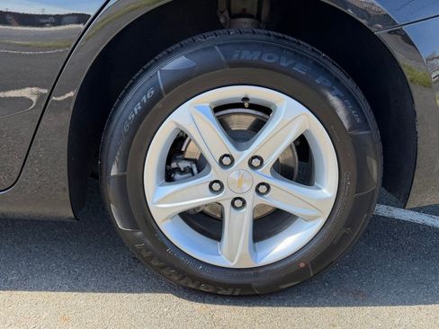 Used 2023 Chevrolet Malibu LT image 11