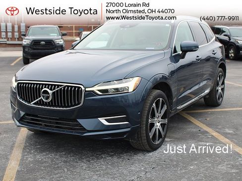 Used 2018 Volvo XC60 T8 Inscription w/ Advanced Package image 1