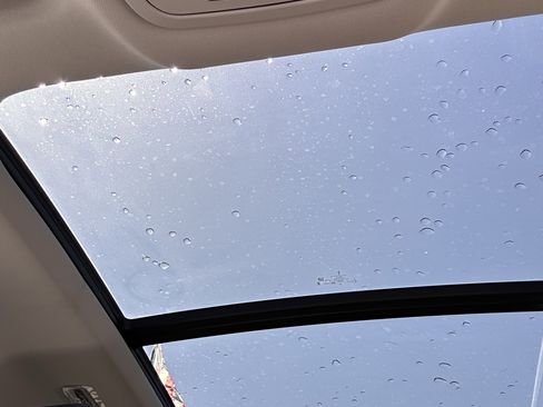 Used 2026 Lincoln Nautilus Reserve image 32