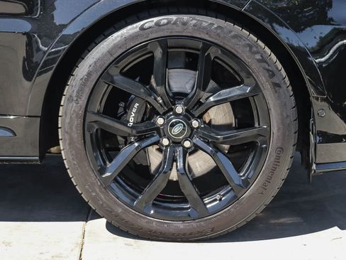 Used 2022 Land Rover Range Rover Sport SVR AWD/4WD image 9