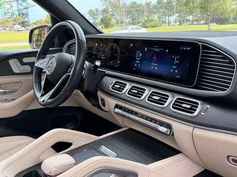 Used 2024 Mercedes-Benz GLE 450e 4MATIC image 20
