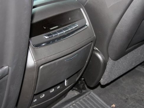 Used 2021 Cadillac Escalade Premium Luxury Platinum image 21