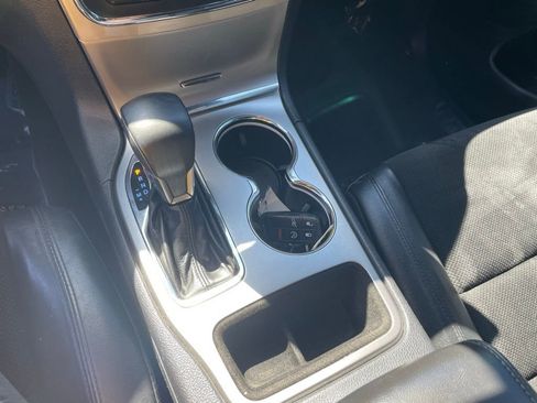 Used 2018 Jeep Grand Cherokee Altitude image 26