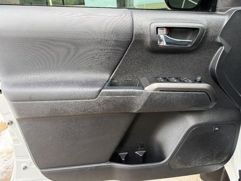 Used 2022 Toyota Tacoma TRD Pro image 19