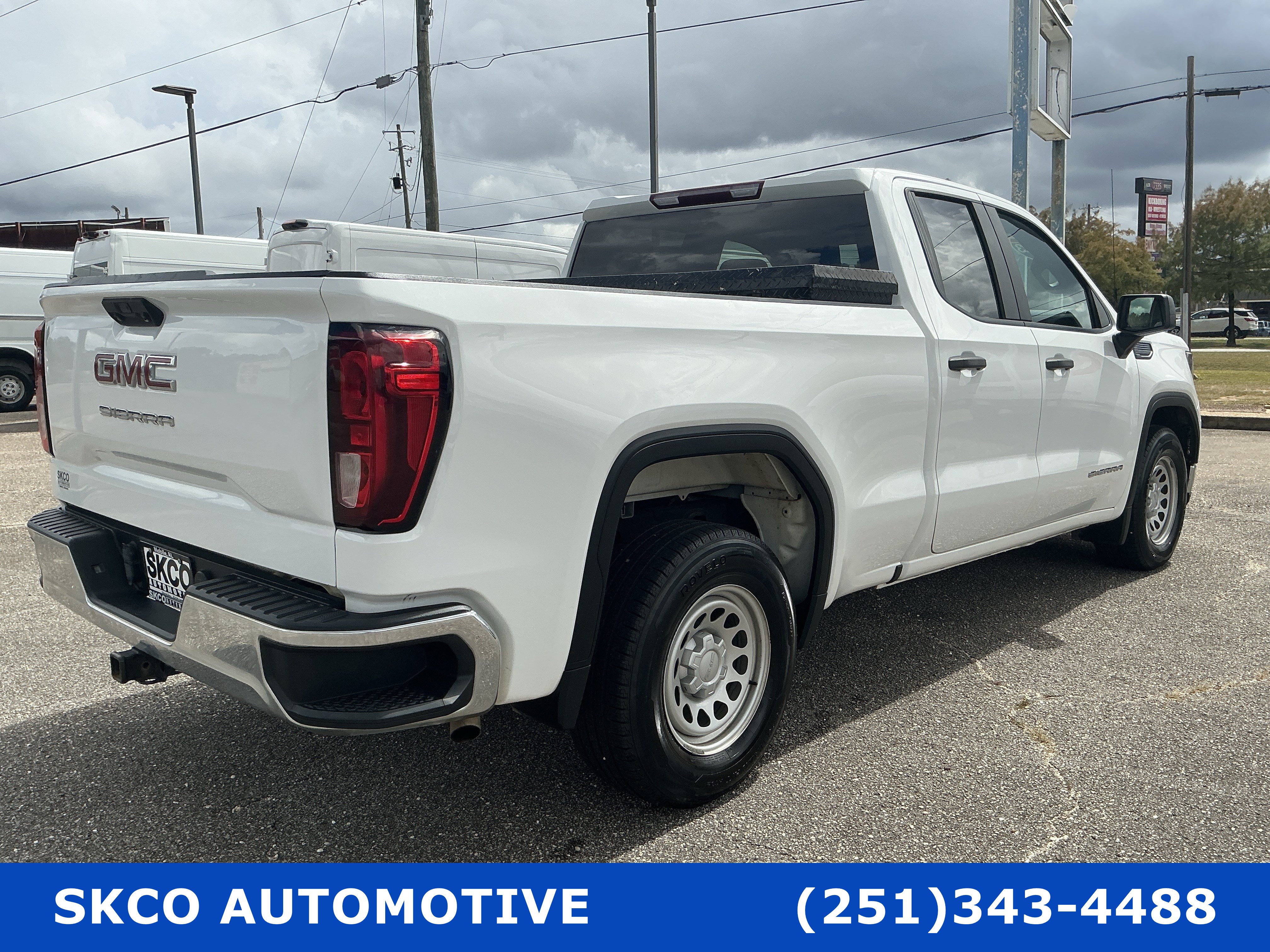 Used 2023 GMC Sierra 1500 Pro w/ Pro Value Package RWD image 5