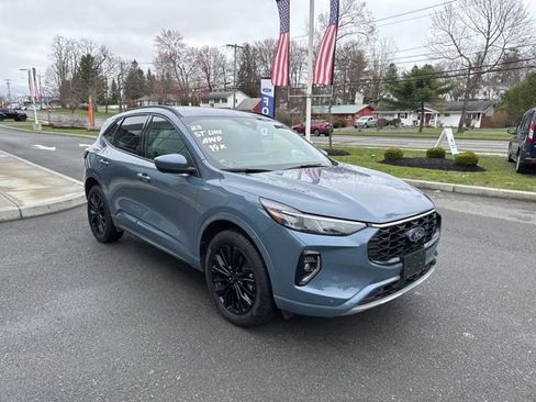 Used 2023 Ford Escape ST-Line Elite w/ Premium Technology Package image 4