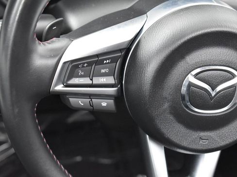 Used 2019 MAZDA MX-5 Miata Club image 30