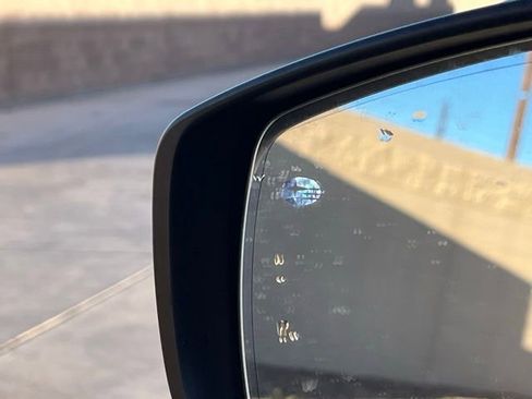 Used 2023 Subaru Outback Onyx Edition image 6