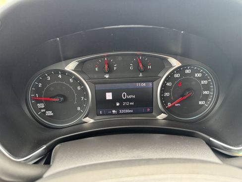Used 2019 Chevrolet Traverse Premier w/ Driver Confidence II Package FWD image 21