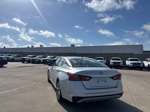 Certified 2025 Nissan Altima 2.5 SV FWD image 16