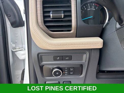 Used 2024 Ford Expedition Limited RWD image 21