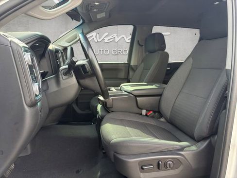 Used 2020 GMC Sierra 1500 SLE w/ SLE Value Package RWD image 19