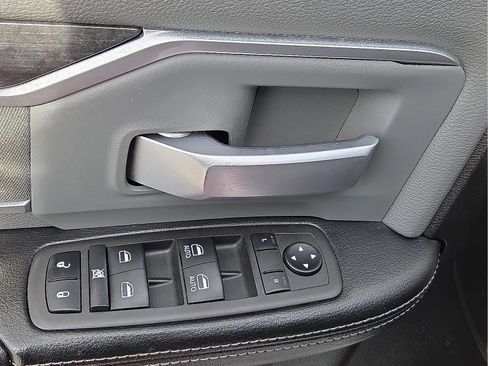 Used 2022 RAM 2500 Big Horn image 12