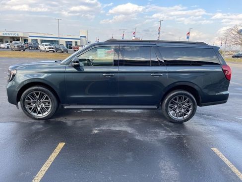 New 2026 Ford Expedition Max Platinum image 6