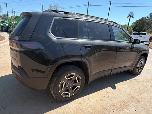 New 2026 Jeep Cherokee Laredo AWD/4WD image 8