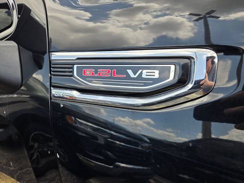 Used 2023 GMC Sierra 1500 Denali w/ Denali Reserve Package AWD/4WD image 4
