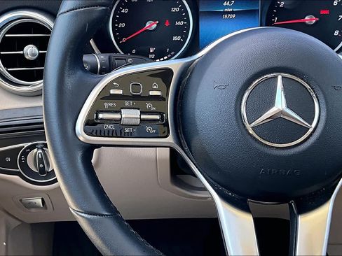 Used 2022 Mercedes-Benz GLC 300 image 24