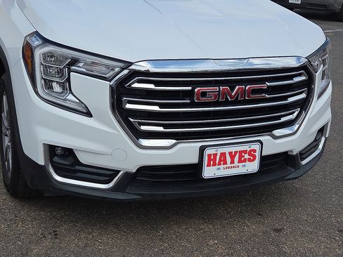 Used 2024 GMC Terrain SLT image 6