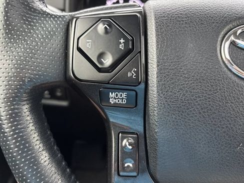 Used 2023 Toyota 4Runner 40th Anniversary SE AWD/4WD image 29