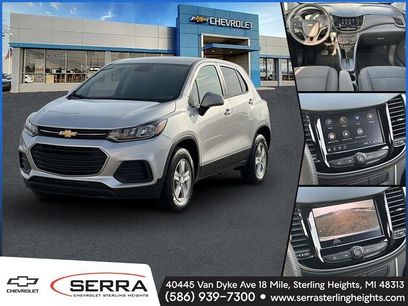 Used 2022 Chevrolet Trax LS w/ Tint and Cruise Package