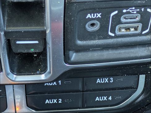 Used 2021 Jeep Gladiator Mojave w/ Uconnect 4C Nav & Sound Group AWD/4WD image 27
