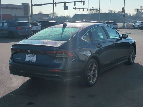 Used 2023 Honda Accord EX image 3