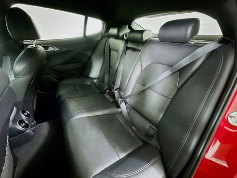 Used 2018 Kia Stinger GT1 image 14