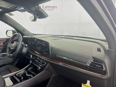 New 2026 Chevrolet Traverse RS image 34