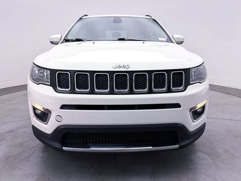 Used 2019 Jeep Compass Limited FWD image 2