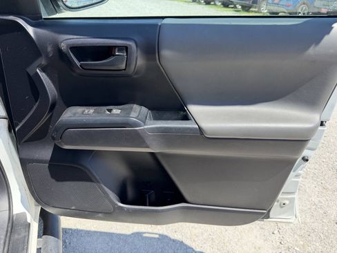 Used 2020 Toyota Tacoma SR RWD image 23