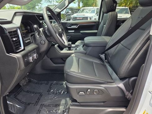 New 2026 GMC Sierra 1500 Denali w/ Denali Reserve Package AWD/4WD image 5